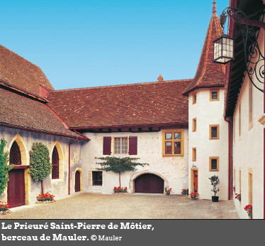 Le Prieuré Saint-Pierre de Môtier, berceau de Mauler. © Mauler