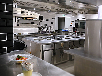 CFM LEMAN, la qualité des cuisines professionnelles à Genève