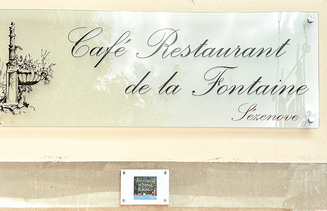 Le Café de la Fontaine nous emmène à la plage…